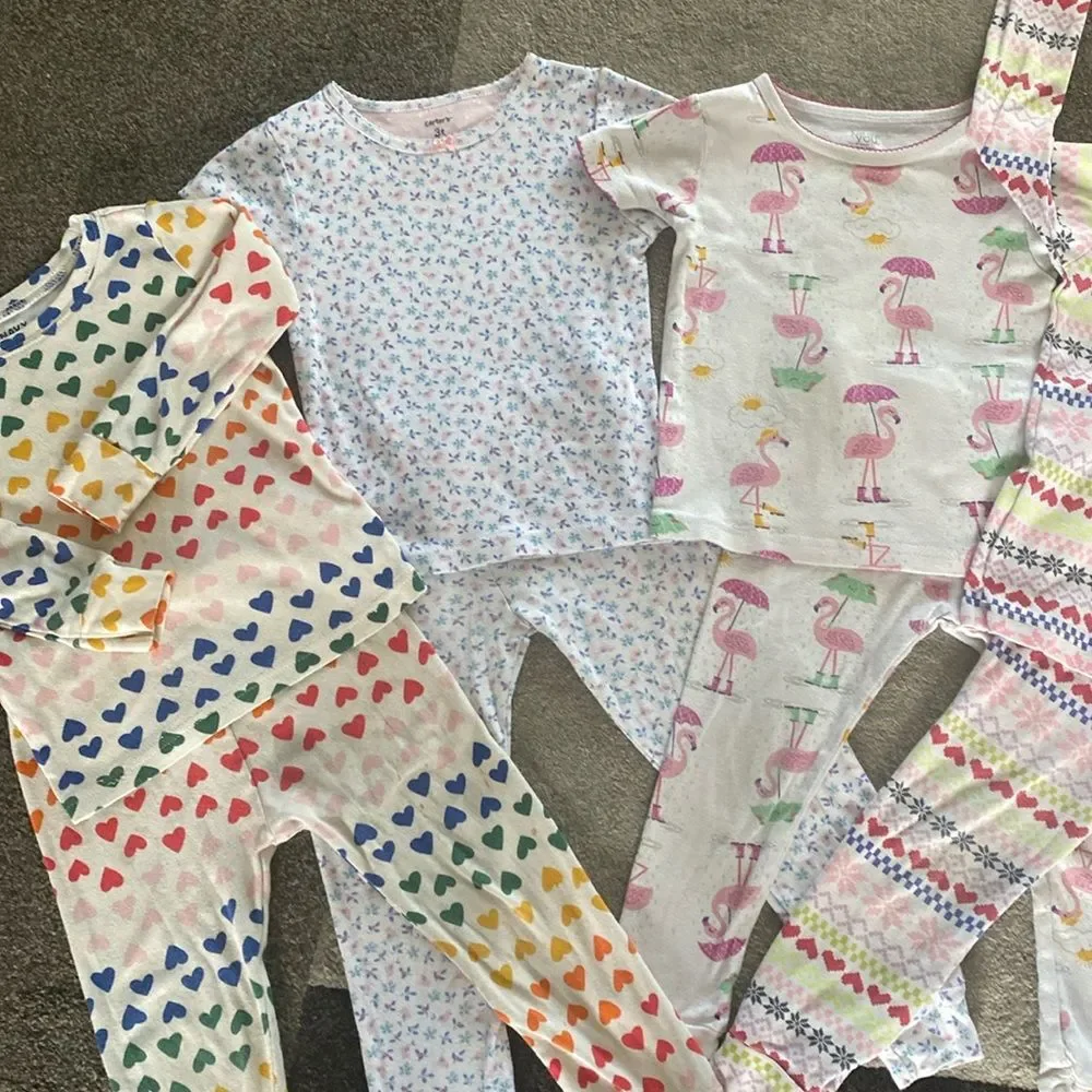 Girl pajamas bundle x4